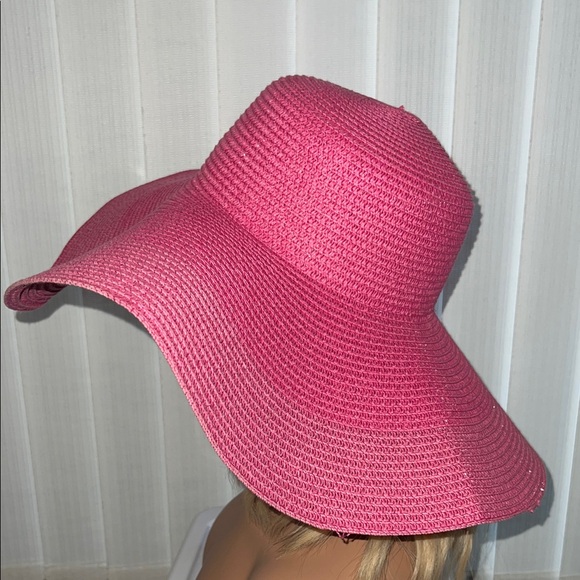 Elegant Pink Wide-Brimmed Hat - Picture 3 of 4